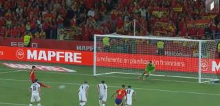 VIDEO: გიორგი მამარდაშვილმა ფერან ტორესის დარტყმული პენალტი მოიგერია