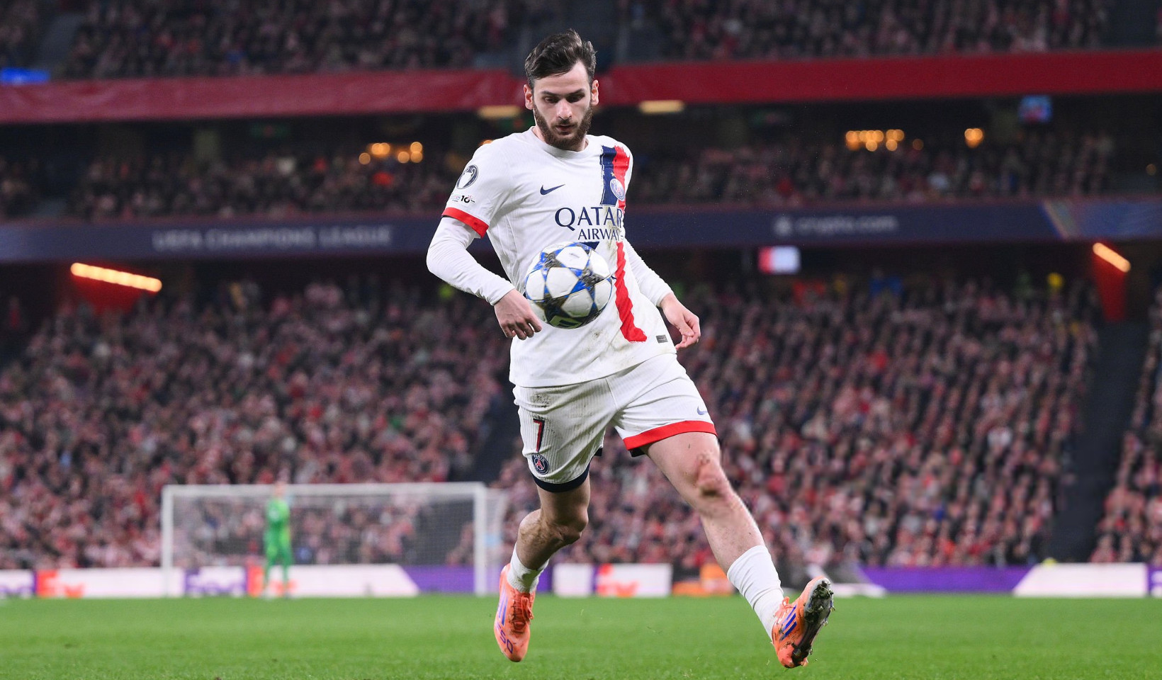 ხვიჩა კვარაცხელია ჩემპიონთა ლიგის მიმდინარე სეზონის სიმბოლურ თერთმეტეულში მოხვდა