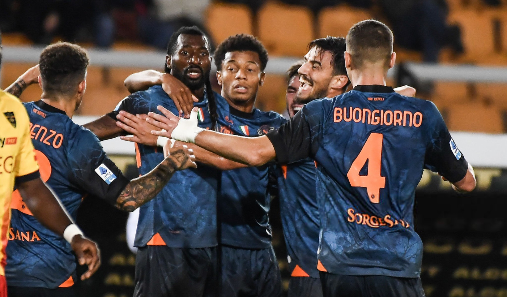 ნაპოლის დაგეგმილი სამი ქულა — კონტეს გუნდმა ლეჩე დაამარცხა