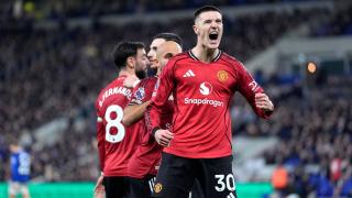 მძიმე ბრძოლაში მოპოვებული გამარჯვება — მან იუნაიტედი ოთხეულში დაბრუნდა