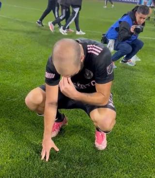 VIDEO: იგუაინი პენსიაზე გადის, არგენტინელის ემოციებმა მატჩის ბოლის იფეთქა
