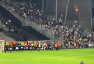 VIDEO: მარსელისა და ანჟერის გულშემატკივრებმა ხელჩართული ჩხუბი საფეხბურთო მოედანზევე ატეხეს