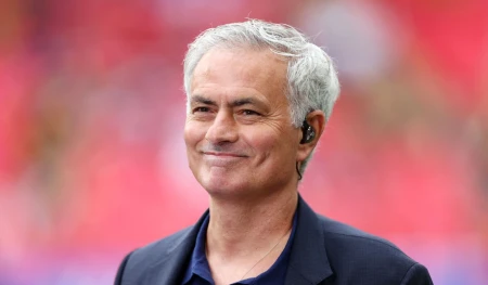 სამი ტიტული — ჟოზე მოურინიოს უნიკალური მიღწევა, რომელიც დღემდე ხელშეუხებელია