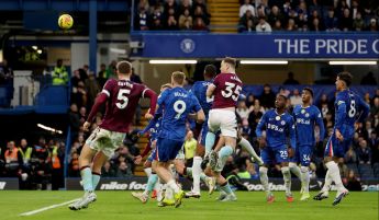 მოულოდნელი შედეგი ლონდონში — ჩელსიმ და ბარნლიმ ქულები გაიყვეს