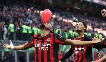 მილანის დაგეგმილი სამი ქულა — როსონერიმ ვერონა დაამარცხა