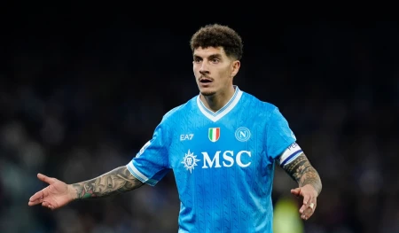 დი ლორენცოს ოპერაცია ჩაუტარდა — ცნობილია როდის დაბრუნდება ნაპოლის კაპიტანი