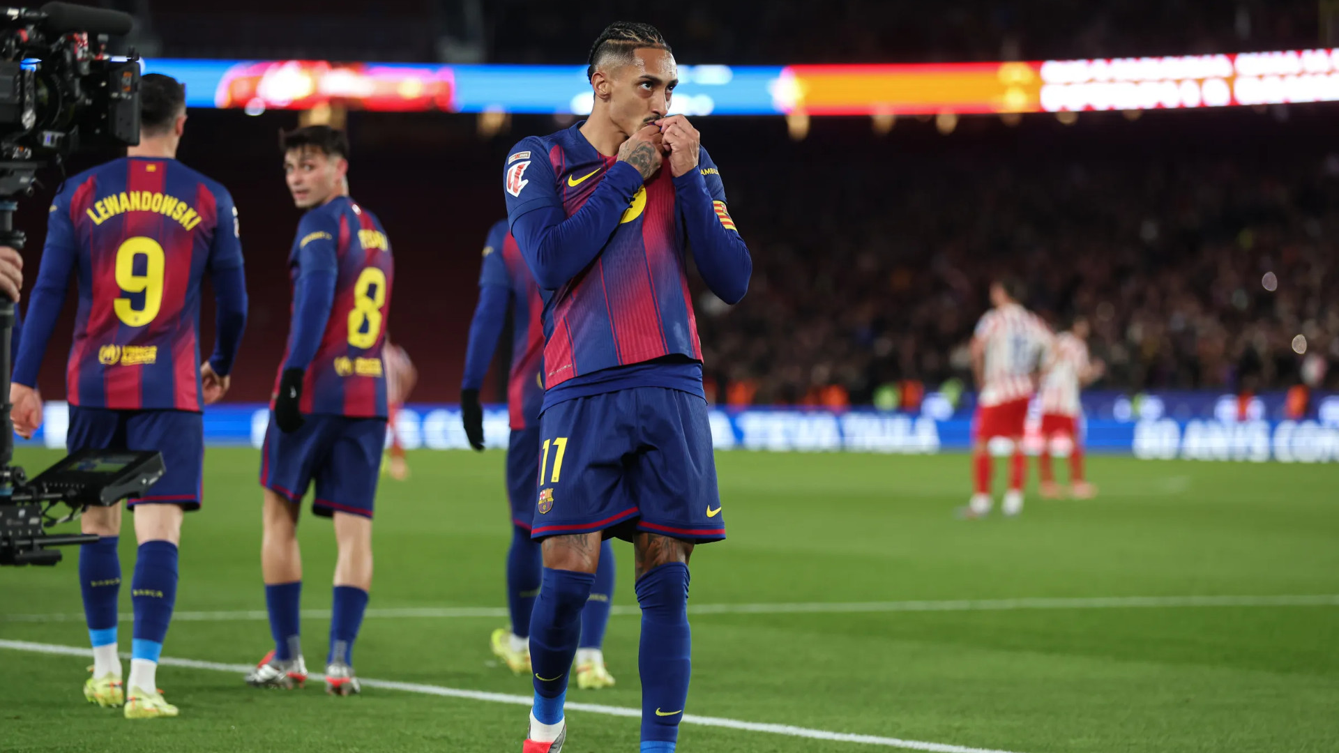 ბარსელონამ პირველი ადგილი გაიმყარა — ფლიკის გუნდმა ატლეტიკო მადრიდი დაამარცხა