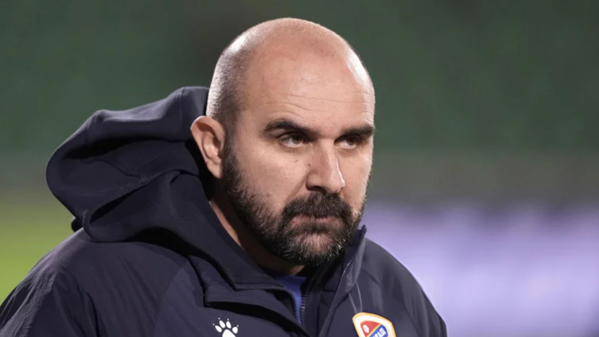 ტრაგედია სერბეთში — შეხვედრის მიმდინარეობისას მთავარი მწვრთნელი გარდაიცვალა