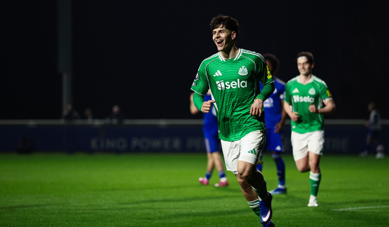 ვახტანგ სალიას წარმატებული დებიუტი — ქართველმა პირველივე მატჩში გაიტანა